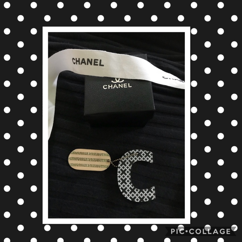 Authentic Chanel Keychain - Picture 5 of 8